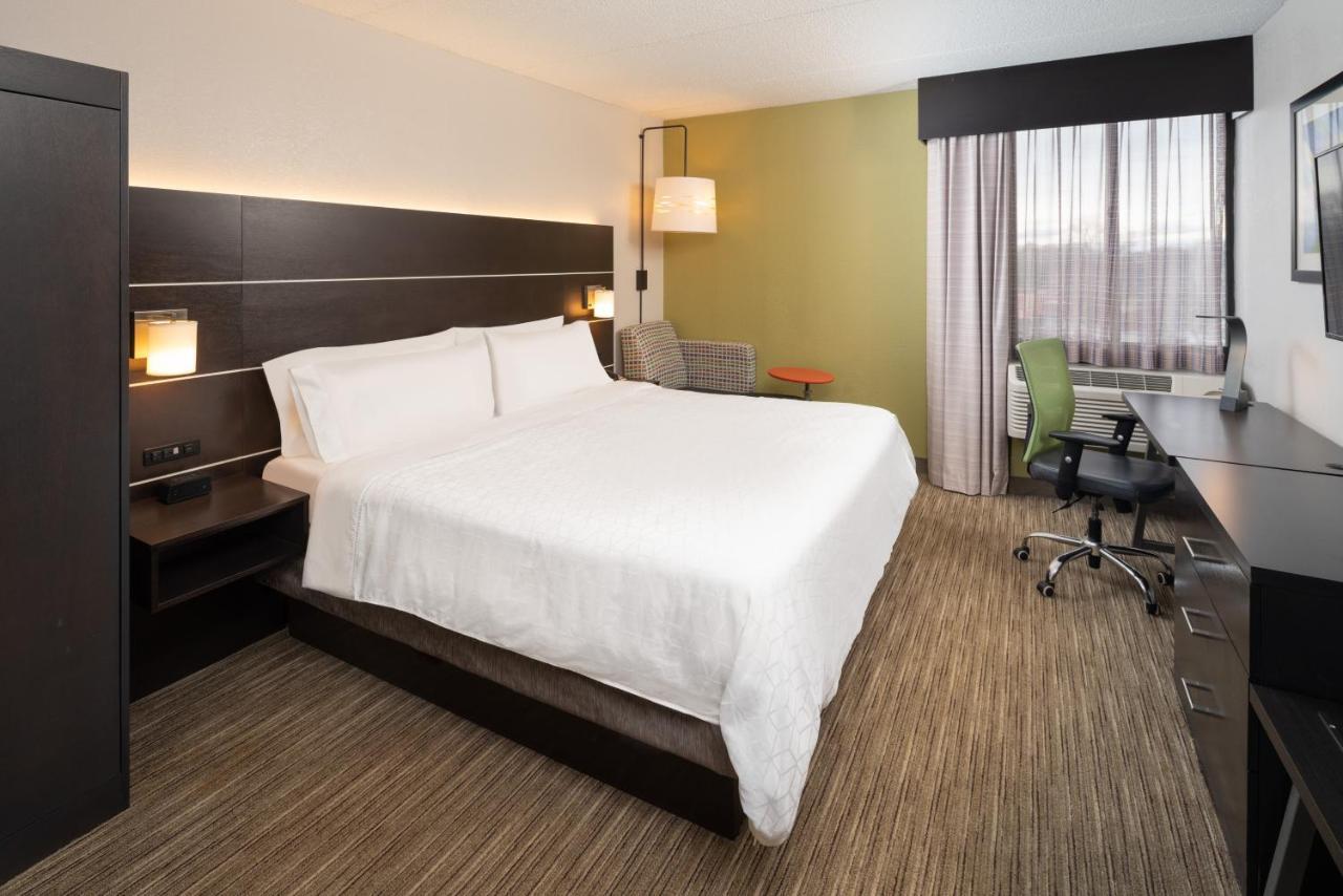 Holiday Inn Express Rochester - Greece By Ihg Exterior photo