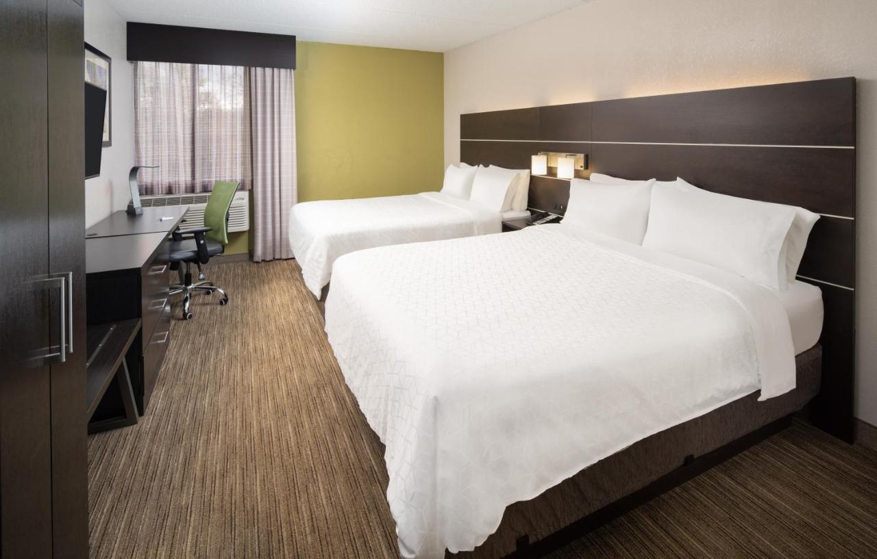 Holiday Inn Express Rochester - Greece By Ihg Exterior photo