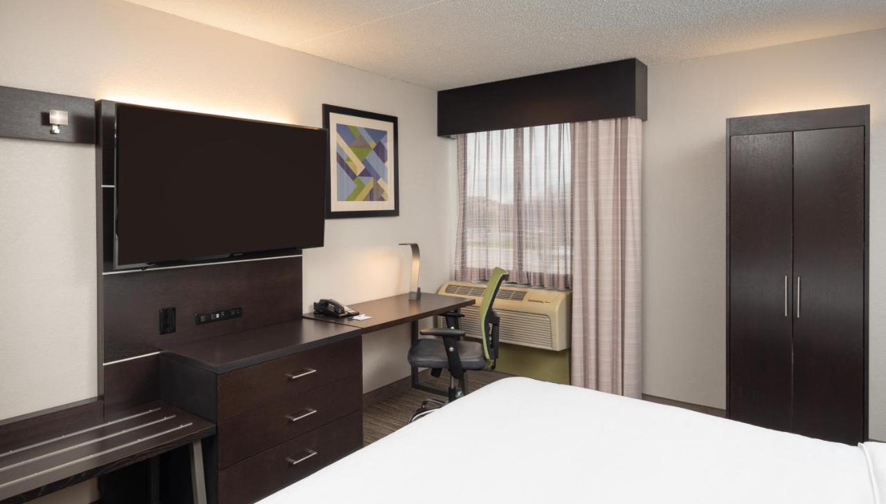 Holiday Inn Express Rochester - Greece By Ihg Exterior photo